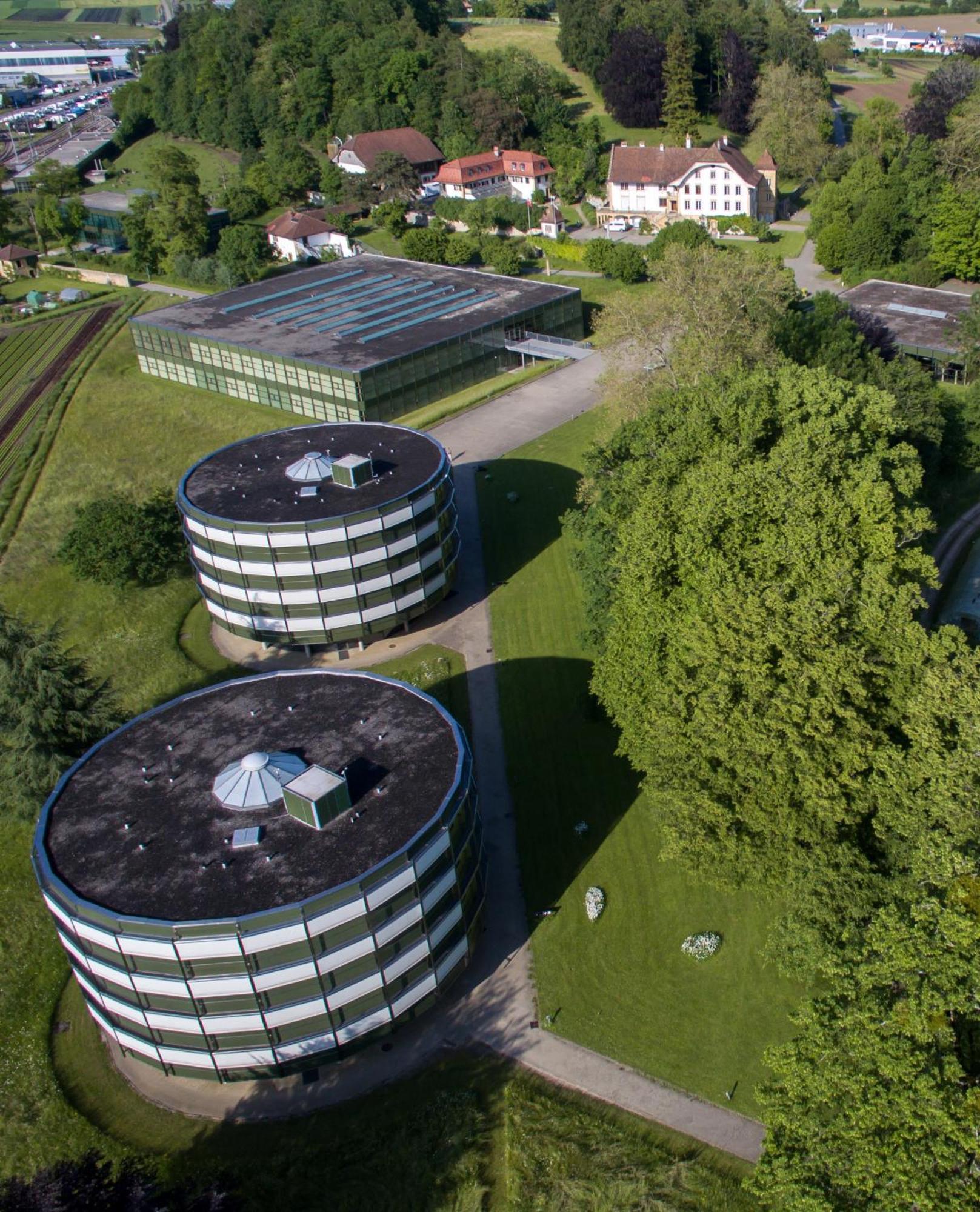 Hotel Centre Loewenberg Murten Exterior foto